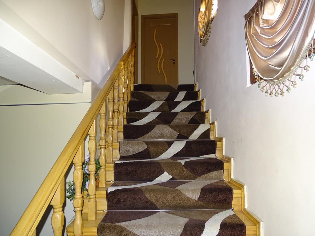 ホテル Aparment On Nano ティビリシ エクステリア 写真