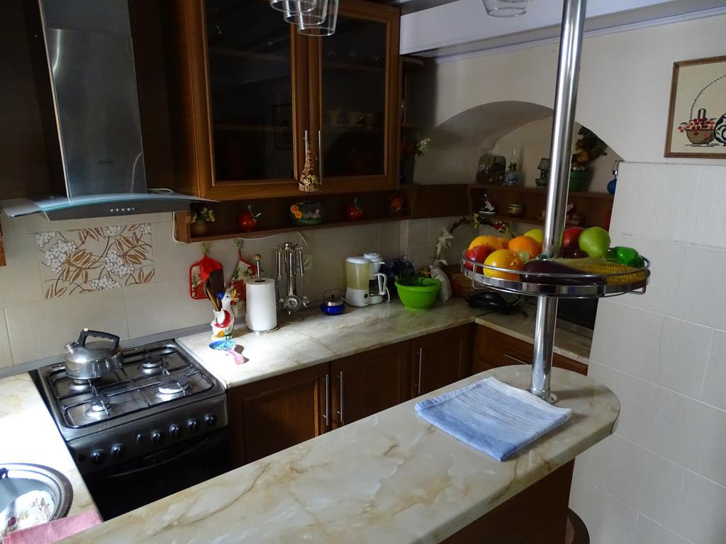 ホテル Aparment On Nano ティビリシ エクステリア 写真