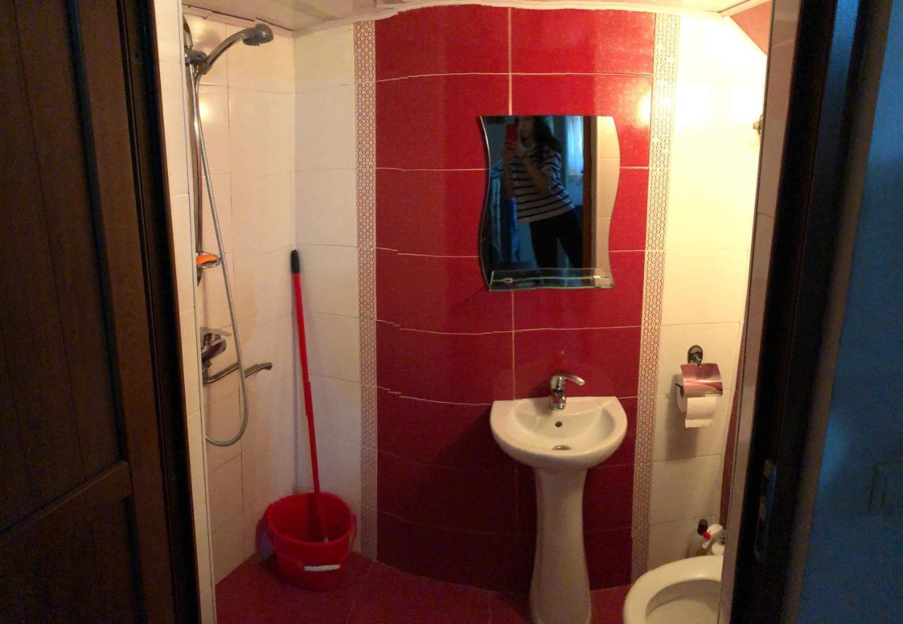 ホテル Aparment On Nano ティビリシ エクステリア 写真