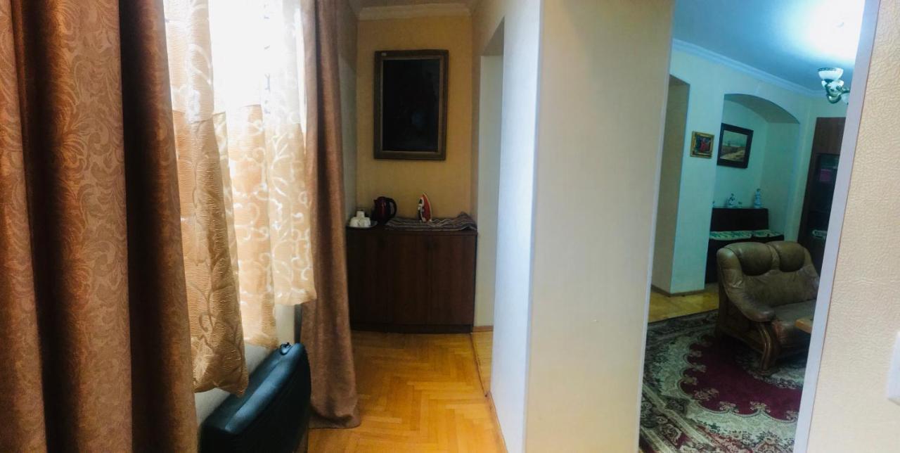 ホテル Aparment On Nano ティビリシ エクステリア 写真