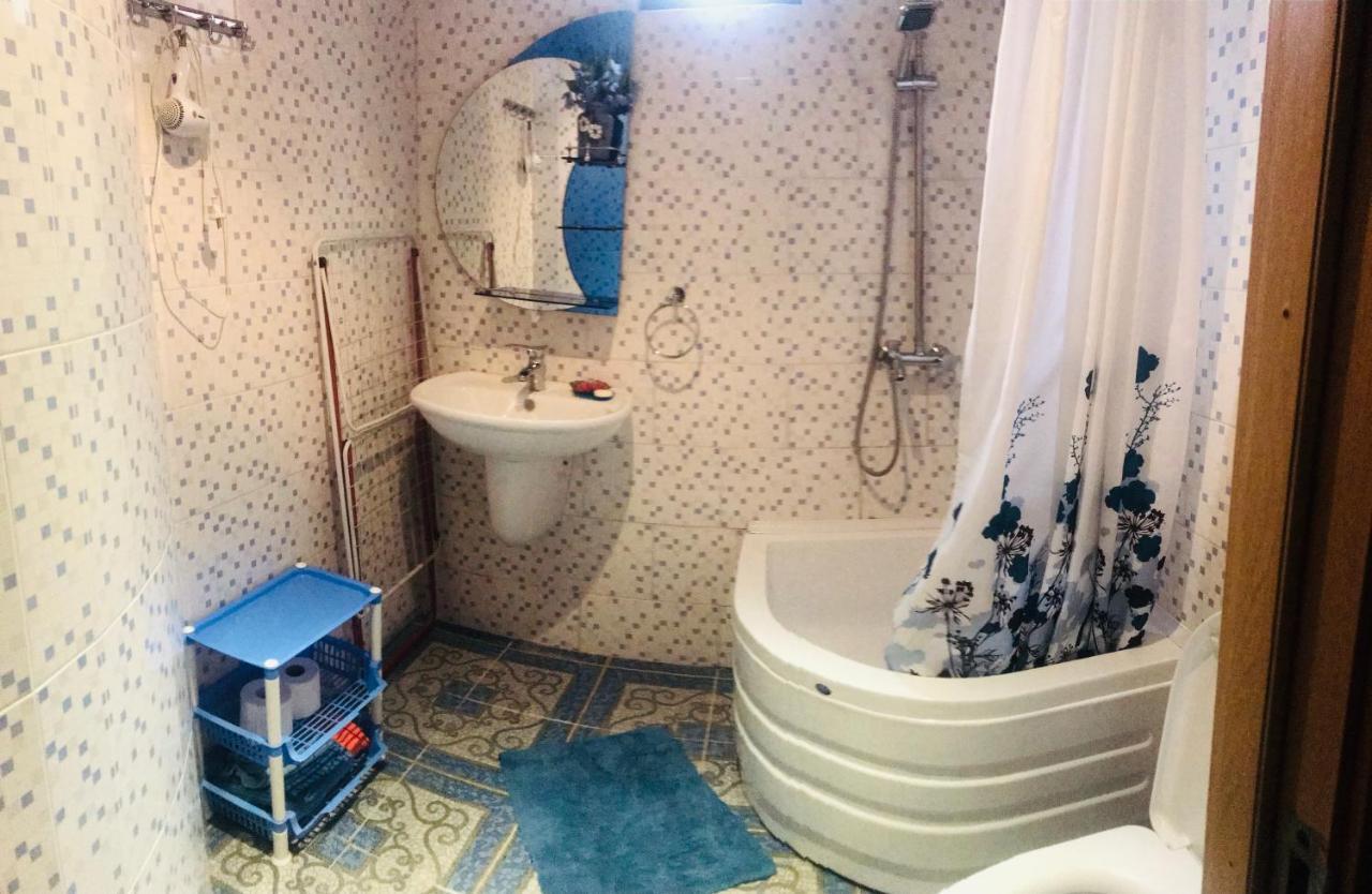ホテル Aparment On Nano ティビリシ エクステリア 写真